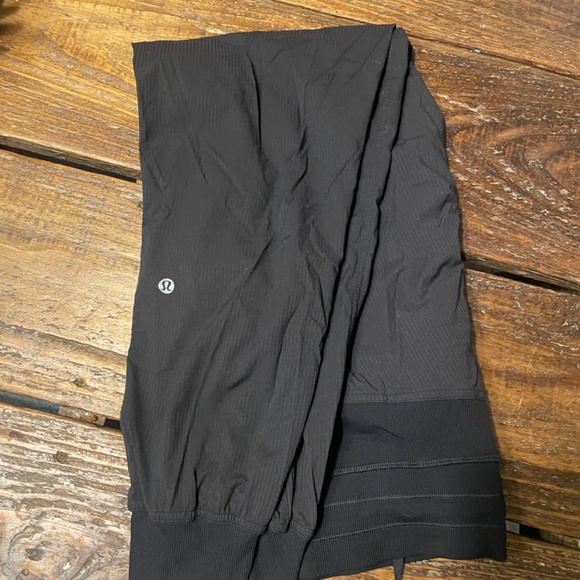 Lululemon Joggers - Picture 4 of 4